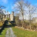 De Montaigle Hébergement de vacances Falaën