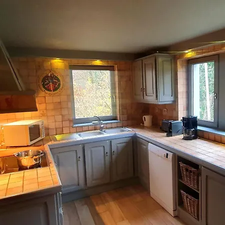 펜션 De Montaigle 팔파엔