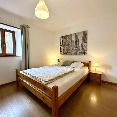 De Montaigle Ferienhaus *