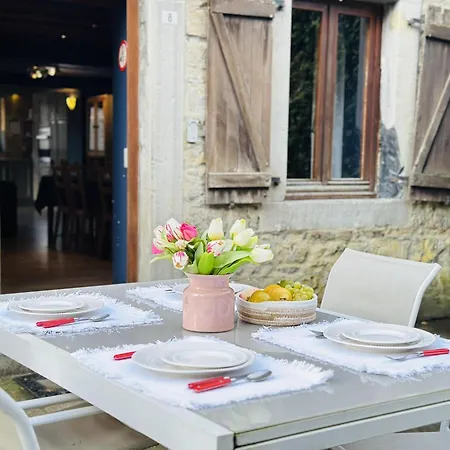 Ferienhaus De Montaigle *