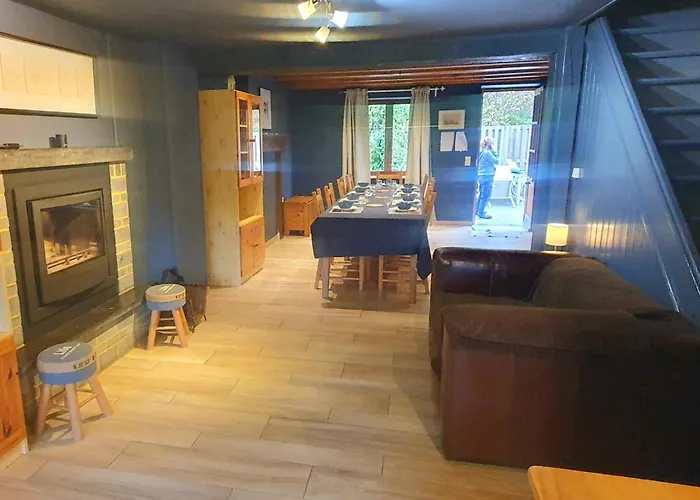 Сasa de vacaciones De Montaigle *