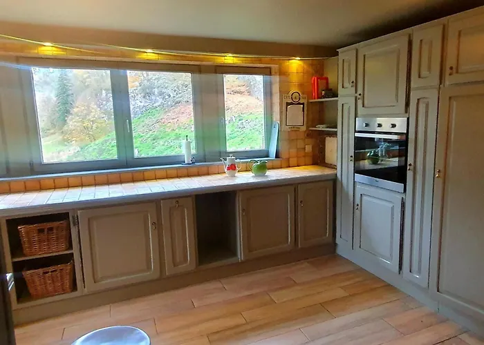 Сasa de vacaciones De Montaigle