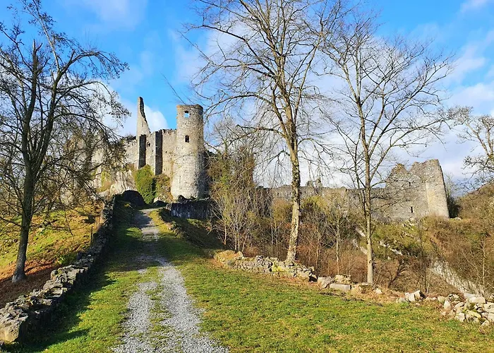 De Montaigle בית נופש פאלן